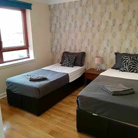 Great Western Road - 2 Bedroom Lägenhet *