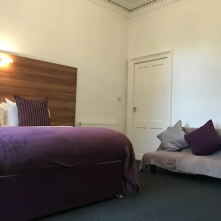 South Side Apartment Glasgow