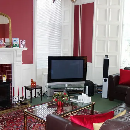 Hotel Claremont House 3*