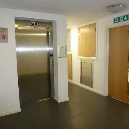Infinity Guest * Glasgow