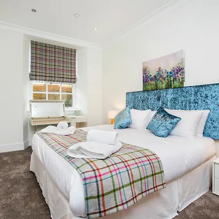 Blythswood Square Apartment Glasgow