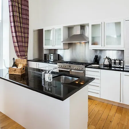 Blythswood Square Apartment *