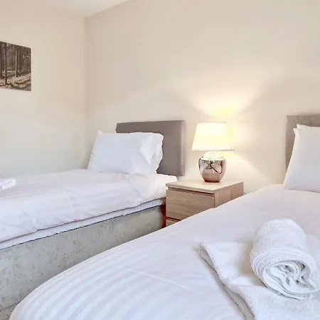 South Side Pleasance Apartment Glasgow