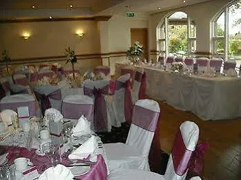 Glynhill & Near Airport 4*