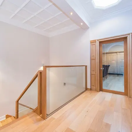 Apartment The Mews Luxury *