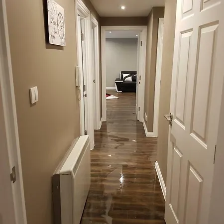 Apartment 3 Bedroom Luxury *