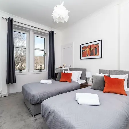 Klass Living - Dalmarnock Bridge Apartment, Rutherglen *
