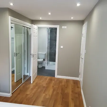 Glasgow's Modern & Stylish 3 Bedroom Aparment Apartment