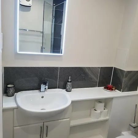 Apartment Glasgow's Modern & Stylish 3 Bedroom Aparment Glasgow