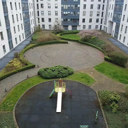 Glasgow's Modern & Stylish 3 Bedroom Aparment Glasgow