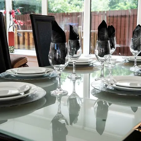 No.17 Serviced * Glasgow