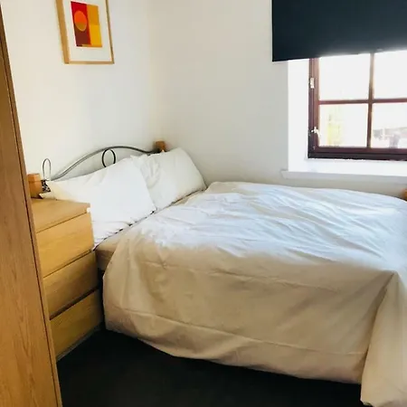 Apartment 125 Bell Street