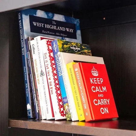 32 Victoria Crescent Road