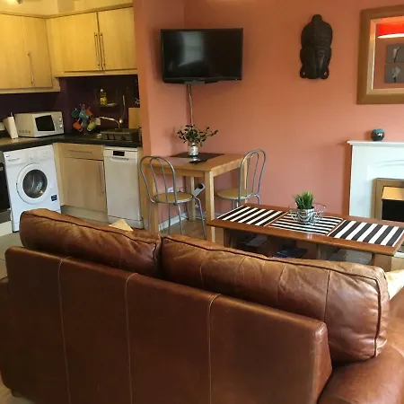Spacious City Centre Apartment