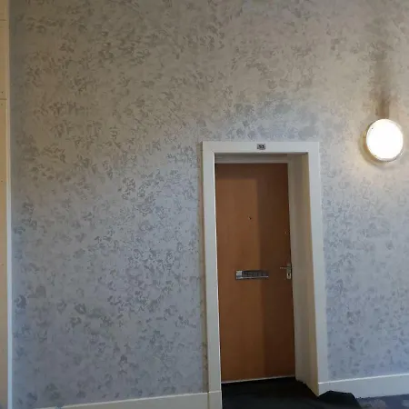 Perfect Near Town Apartment