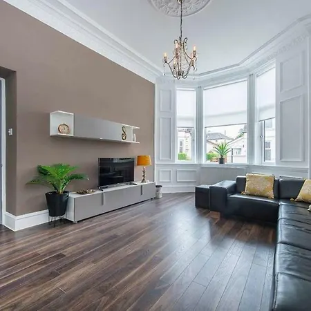 Villa Beautiful Mairi Glasgow