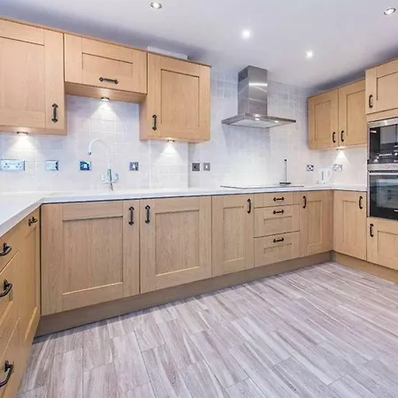 The Pinnacle Apartment Glasgow