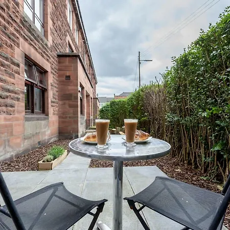 Appartamento Bright, Spacious & Peaceful In Sunny Dennistoun