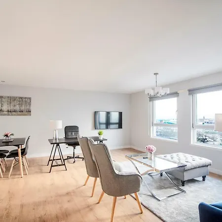 Luxury 2 Bed 2 Bath - Free Parking 아파트 글라스고