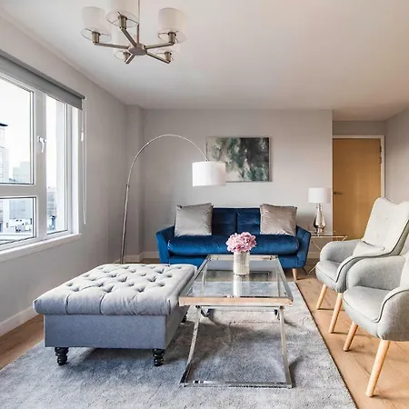 아파트 Luxury 2 Bed 2 Bath - Free Parking 글라스고