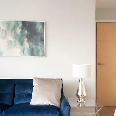 Luxury 2 Bed 2 Bath - Free Parking 아파트 글라스고