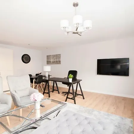 Luxury 2 Bed 2 Bath - Free Parking 글라스고