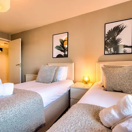 City Centre Riverview With Free Parking And Balcony Apartment *