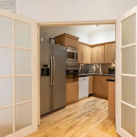 Holiday home Charing Cross 3 - 4bed-historical - Townhouse In City
