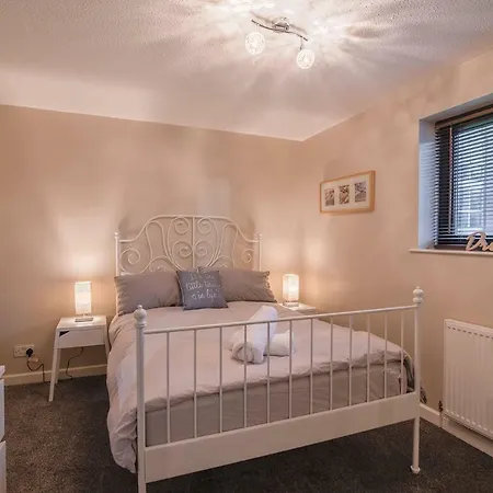 公寓 Arcview - Sec Hydro Two Bed Flat With Free Parking And Great View *