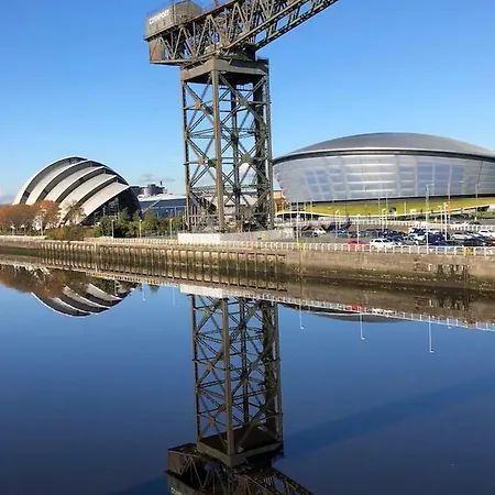 Arcview - Sec Hydro Two Bed Flat With Free Parking And Great View * Glasgow