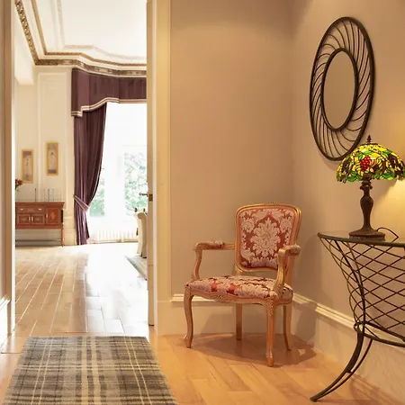 Grand In The Park * Glasgow