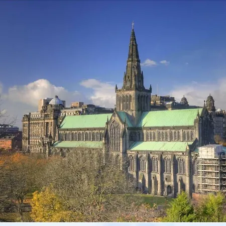 Free Parking Fabulous Victorian 2 Bed Next To Glasgow's Park