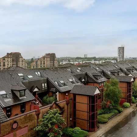 Modern Riverfront Apt. 10 Mins From Hydro/secc Apartman Glasgow