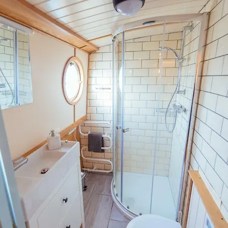 Botel Gerda Of *