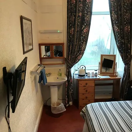 Glades House 4* Glasgow