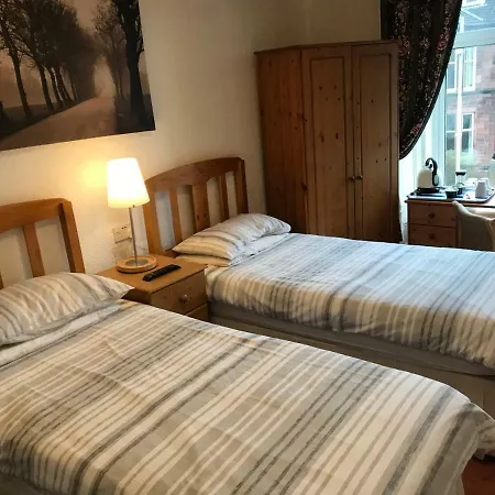 Glades House 4*