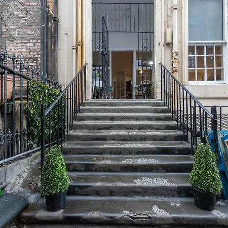 Holiday home Charing Cross 3 - 4bed-historical - Townhouse In City