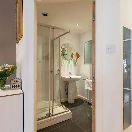Charing Cross 3 - 4bed-historical - Townhouse In City