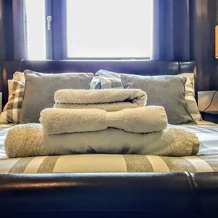 Elegant Near Secc/hydro In Finnieston, Apartamento *