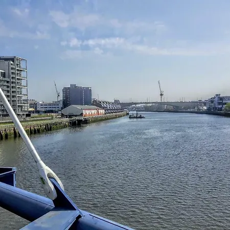 Elegant Near Secc/hydro In Finnieston,