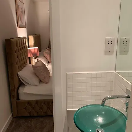 Centre - The Penthouse With Riverviews - Apartment Glasgow