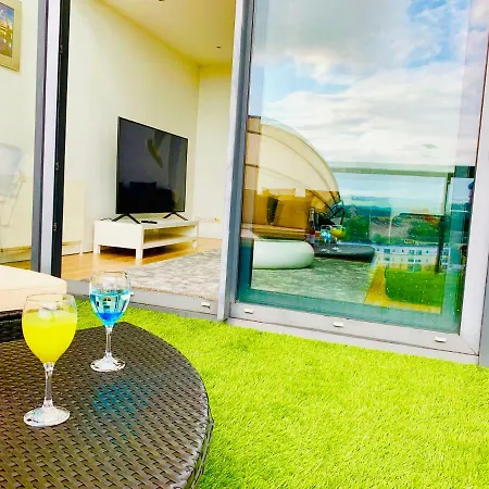 Centre - The Penthouse With Riverviews - Apartment Glasgow
