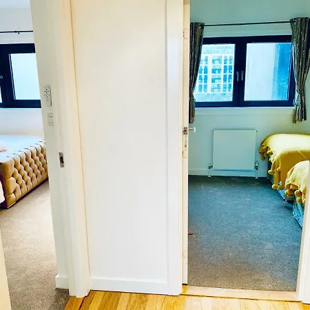 Centre - The Penthouse With Riverviews - Apartment Glasgow
