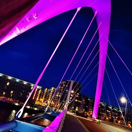 Centre - The Penthouse With Riverviews - Glasgow