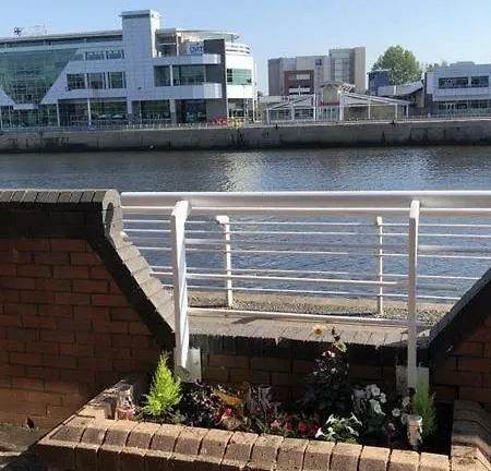 Lancefield Quay The River Front