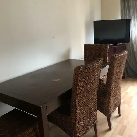 Nocleg ze śniadaniem Wallace Hide Out 3*