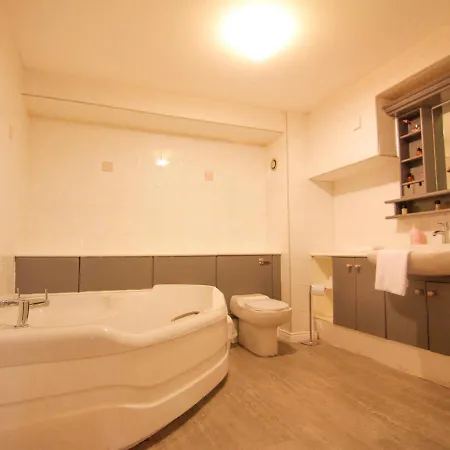 Lancefield Quay The River Front Apartment Glasgow