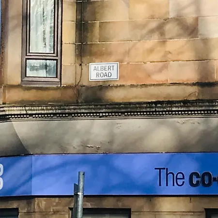 Glades House Konukevi Glasgow