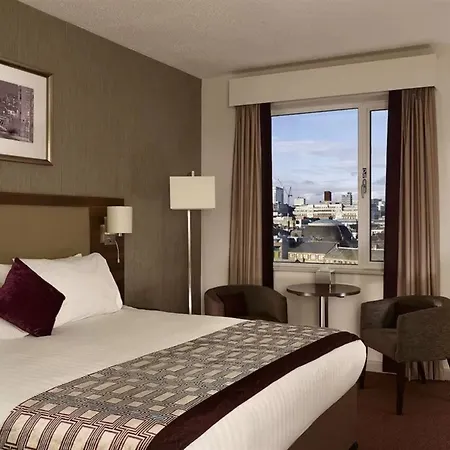 Hotel Leonardo Royal 4*