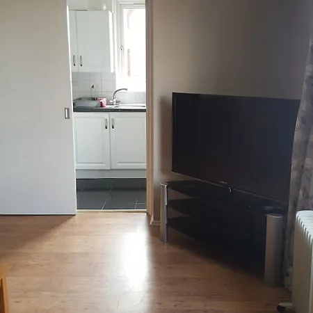 Garnet Place - 1 Bedroom *